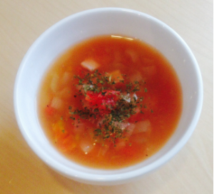 フレッシュトマトの簡単スープ２